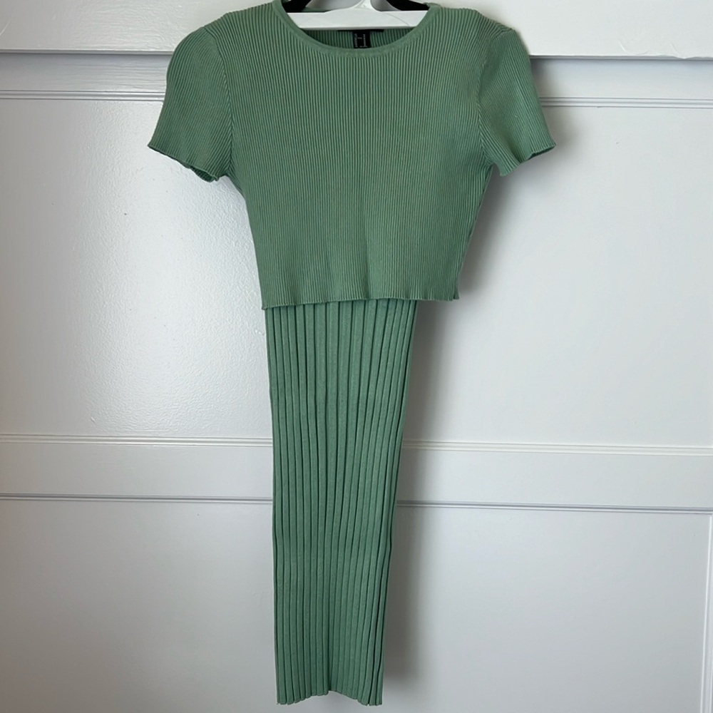 Forever21 top and skirt set size medium